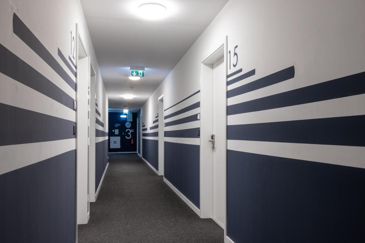 Zzzpace Smart-Hotel Bielefeld Zentrum Eksteriør bilde